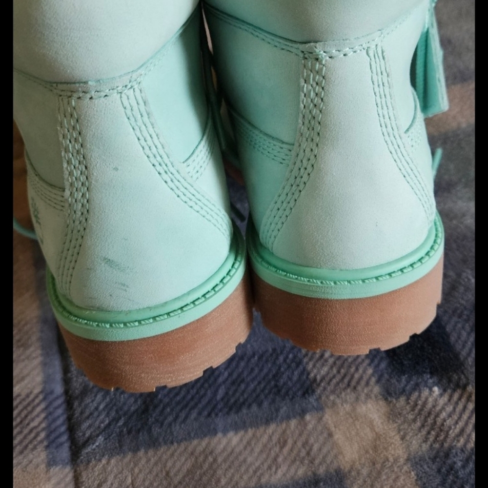 Girls Timberland Boots - Picture 5 of 7
